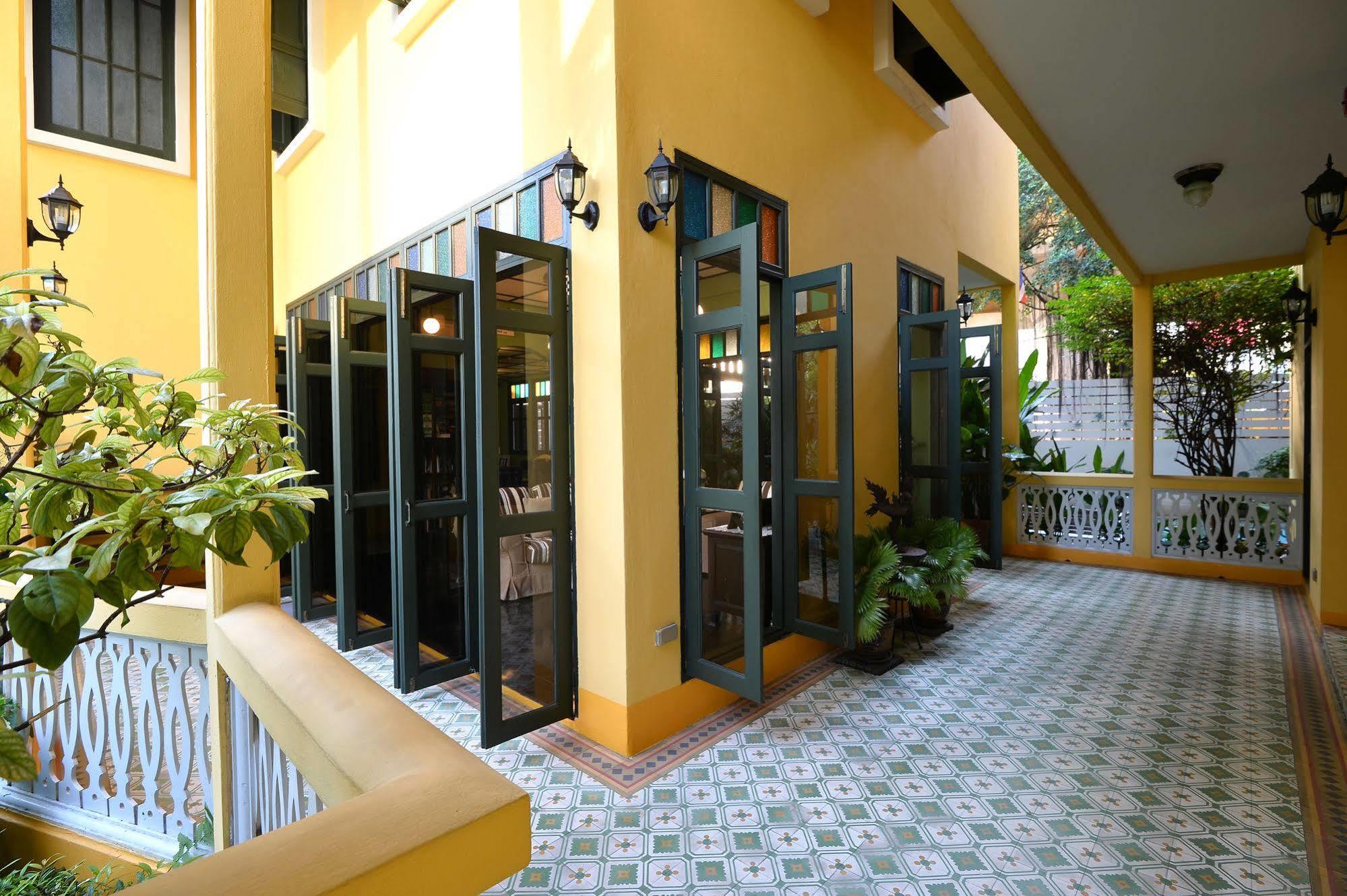 Baan Pra Nond Bed & Breakfast Bangkok Exterior photo